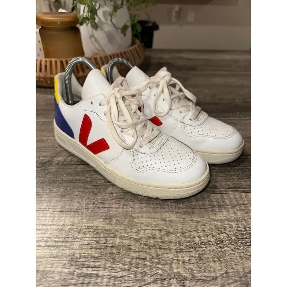 Veja V-10 Women's Leather White, Multicolor Low Top Sneakers Size 6